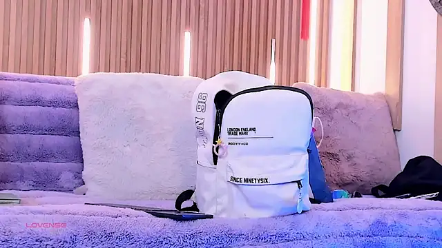 ArianaSantana online show from January 6, 12:53 pm