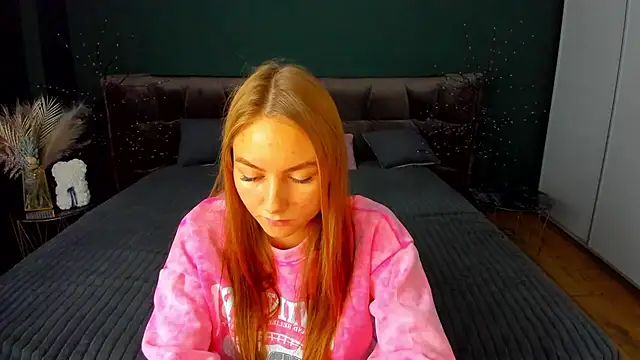 MilaAddams online show from November 8, 6:35 am