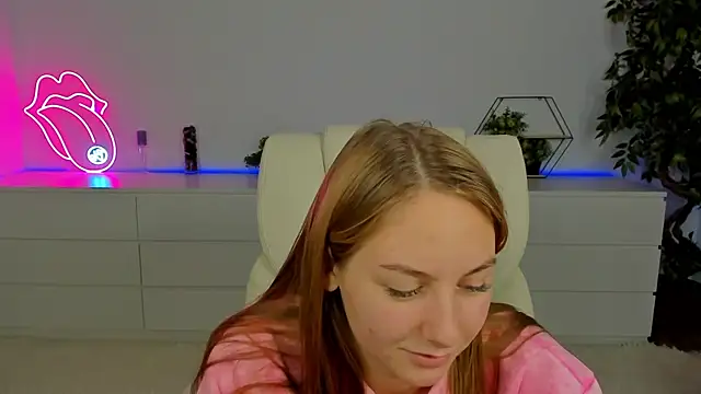 MilaAddams online show from November 21, 6:34 am