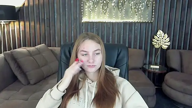 MilaAddams online show from January 8, 6:37 am