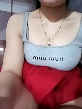 LucyyLy online show from December 20, 2:02 pm