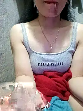 LucyyLy online show from January 14, 12:33 pm