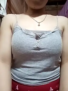 LucyyLy online show from April 9, 7:25 am