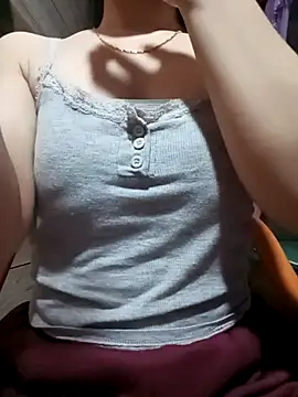 LucyyLy online show from April 14, 10:49 pm