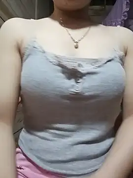 Snapshot of LucyyLy chatting on May 25, 12:22 pm LucyyLy online show from May 25, 12:22 pm