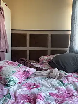 houseforsex online show from October 27, 7:45 am