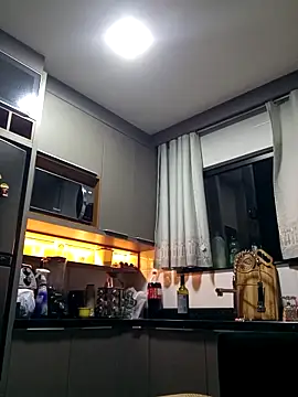 Brhryan online show from November 2, 4:37 am