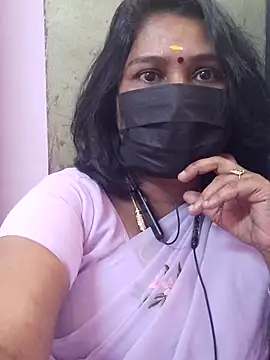 Snapshot of Tamil_Azhaghi25 chatting on July 7, 7:34 am Tamil Azhaghi25 online show from July 7, 7:34 am