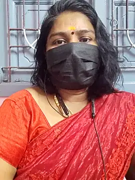 Snapshot of Tamil_Azhaghi25 chatting on July 9, 1:04 pm Tamil Azhaghi25 online show from July 9, 1:04 pm