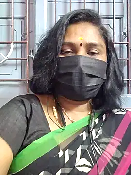 Snapshot of Tamil_Azhaghi25 chatting on July 14, 2:01 pm Tamil Azhaghi25 online show from July 14, 2:01 pm