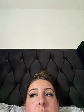 Lulumayxx online show from April 18, 4:44 pm