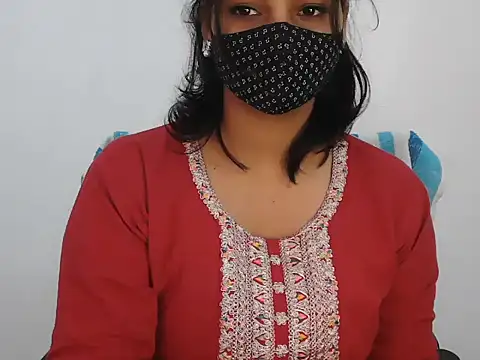 Hott Noor online show from November 13, 9:08 am