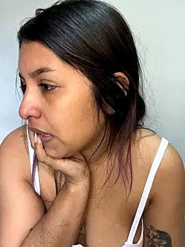  Chloe Smith online show from October 11, 4:49 pm