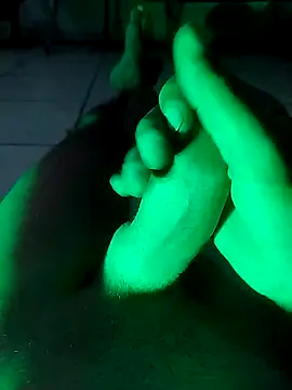 Snapshot of sueldofo chatting on September 14, 11:59 pm sueldofo online show from September 14, 11:59 pm