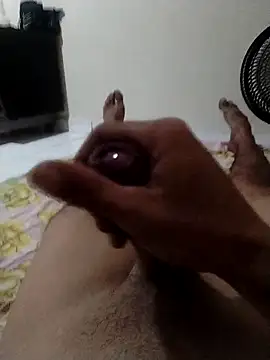 Snapshot of sueldofo chatting on November 16, 2:06 am sueldofo online show from November 16, 2:06 am