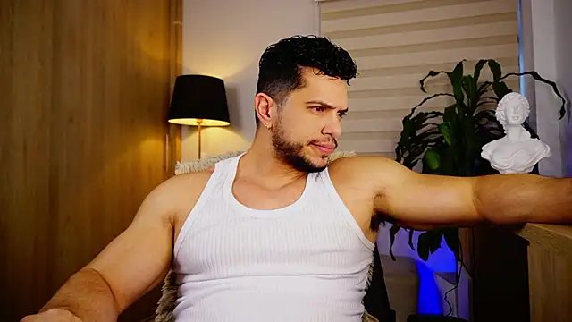 Erick Thompsonx online show from March 3, 9:53 pm