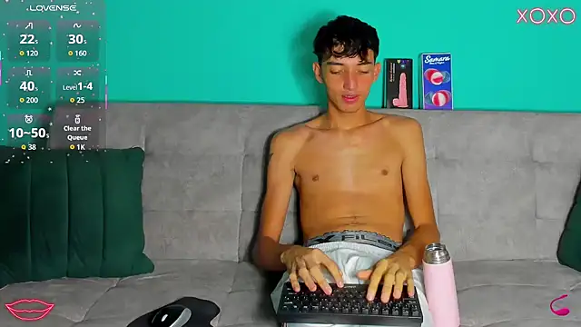 Maikol Ortiz online show from October 16, 12:28 pm