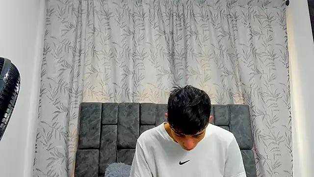 Maikol Ortiz online show from November 30, 12:42 pm