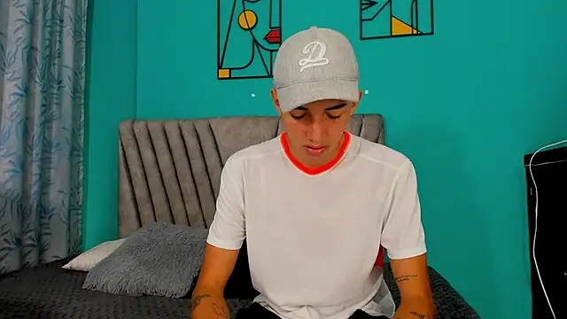 Maikol Ortiz online show from April 9, 12:43 pm