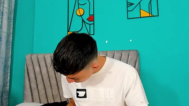 Maikol Ortiz online show from April 13, 12:43 pm