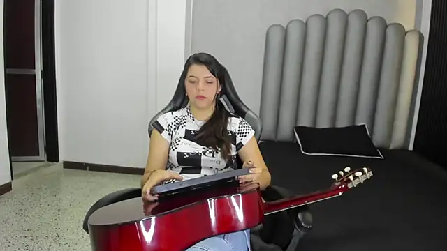 Charlotte-Star online show from January 5, 8:01 pm