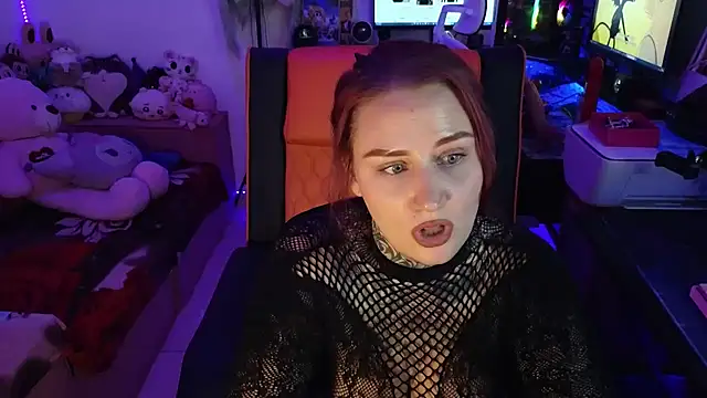 blazed vixen online show from May 21, 11:01 pm