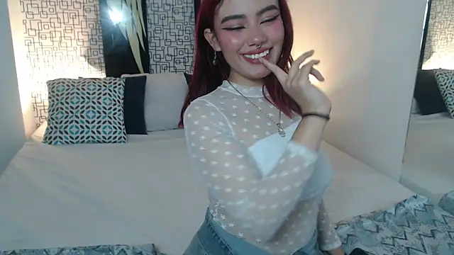 Snapshot of MIA_COLLLINS1 chatting on September 11, 2:06 pm MIA COLLLINS1 online show from September 11, 2:06 pm