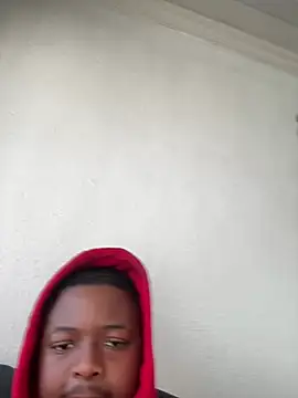 Snapshot of DaddyMyles chatting on July 7, 8:29 am DaddyMyles online show from July 7, 8:29 am