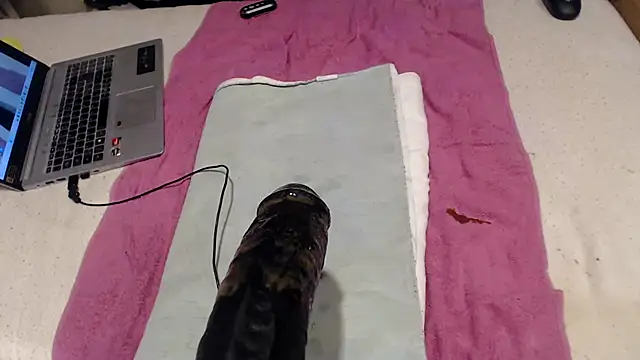 BiglovelyXXL online show from November 19, 10:10 pm