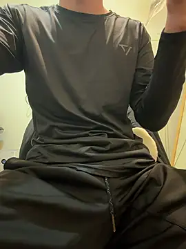 Snapshot of black_xun chatting on February 11, 4:45 pm black xun online show from February 11, 4:45 pm