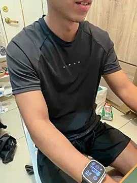 Snapshot of black_xun chatting on February 26, 7:18 am black xun online show from February 26, 7:18 am