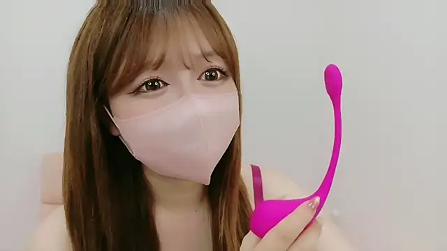 Snapshot of Hanachan_Gcup_ chatting on July 4, 8:37 pm Hanachan Gcup online show from July 4, 8:37 pm