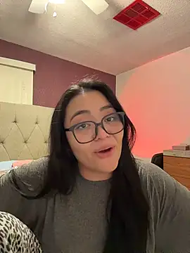 MyHoneyFrida online show from January 12, 5:34 am