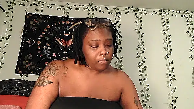 mistressnelle online show from July 4, 9:04 am