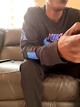 Snapshot of MeneerIan chatting on September 29, 9:47 am MeneerIan online show from September 29, 9:47 am