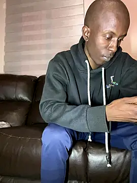 Snapshot of MeneerIan chatting on September 29, 10:47 pm MeneerIan online show from September 29, 10:47 pm