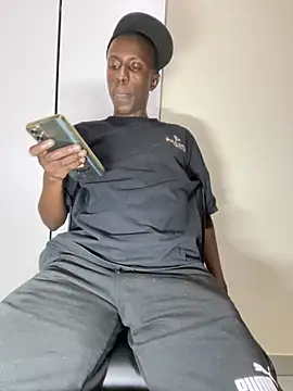 Snapshot of MeneerIan chatting on October 14, 5:36 pm MeneerIan online show from October 14, 5:36 pm