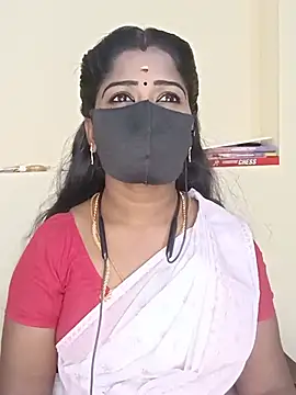Snapshot of tamilammukuttyy chatting on June 23, 4:54 am tamilammukuttyy online show from June 23, 4:54 am