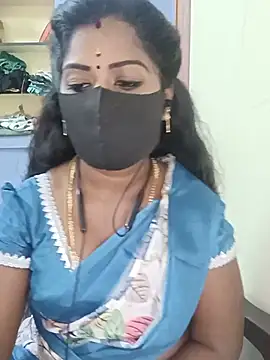Snapshot of tamilammukuttyy chatting on July 2, 1:50 pm tamilammukuttyy online show from July 2, 1:50 pm