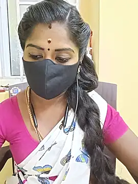 Snapshot of tamilammukuttyy chatting on July 6, 3:03 pm tamilammukuttyy online show from July 6, 3:03 pm