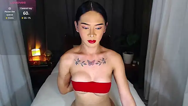 Snapshot of MariaLucyJasminx chatting on August 1, 1:05 am MariaLucyJasminx online show from August 1, 1:05 am