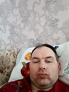 Snapshot of SummerArthur chatting on September 10, 10:04 am SummerArthur online show from September 10, 10:04 am