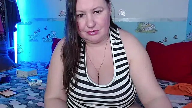 Snapshot of Dilfina chatting on November 12, 2:39 pm Dilfina online show from November 12, 2:39 pm