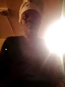 Snapshot of CrunchyxxSexy chatting on October 21, 10:21 pm CrunchyxxSexy online show from October 21, 10:21 pm