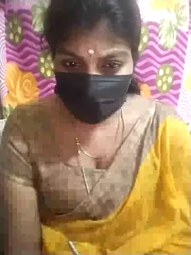 Snapshot of Nithiila chatting on September 8, 2:16 pm Nithiila online show from September 8, 2:16 pm