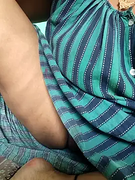 desi boudi87 online show from April 12, 5:45 am