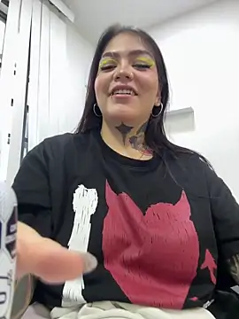 MAGIC TESSA online show from February 19, 4:36 pm