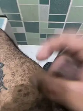 FromVnz online show from March 2, 7:43 pm