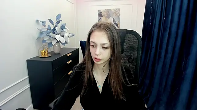 EmilyGraydis online show from November 21, 4:22 am