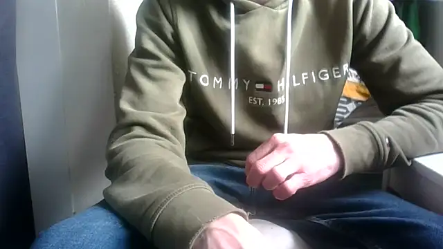 juju78jujuu online show from April 18, 8:07 am